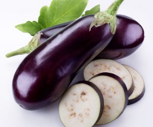 Auvergine-with-slices-1024x1005